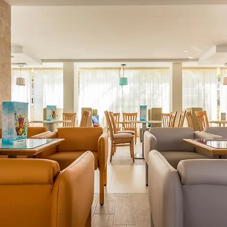 Apartamentos Ferrer Janeiro Aparthotel
