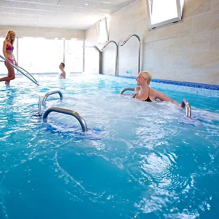Apartamentos Ferrer Janeiro 4*